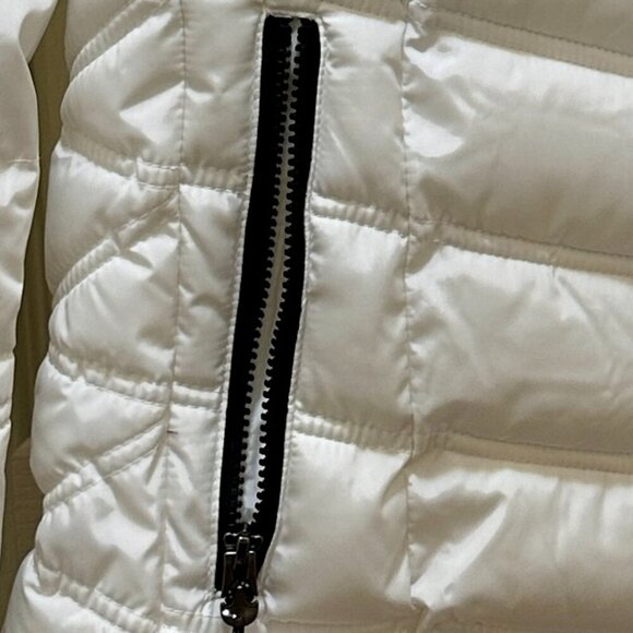 New Nautica Women's Puffer Jacket Size S White Water Resistant Faux Fur Hood - Picture 7 of 15